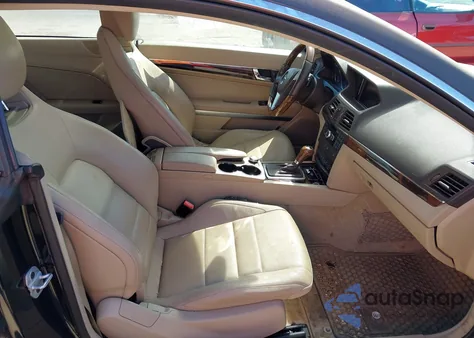 2013 Mercedes-Benz E 350 4Matic z USA, uszkodzony, nr VIN WDDKJ8JB3DF192740